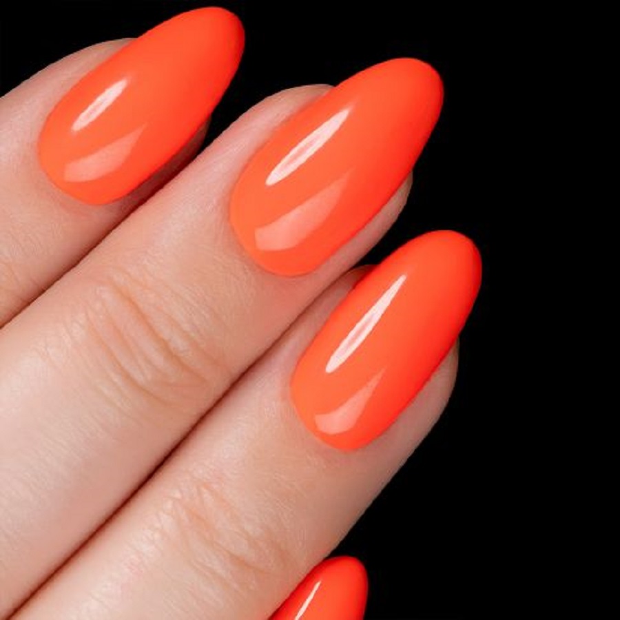 Jak pomalować paznokcie na wakacje? 16 najmodniejszych kolorów! - MAG -  Stylowy magazyn